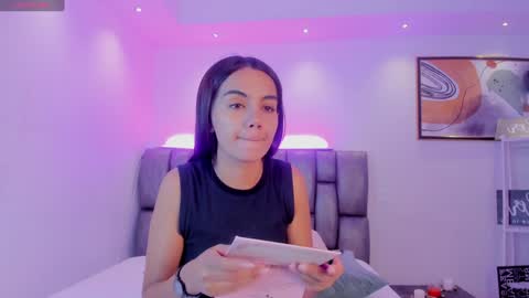 Snapshot of martina_mancinii chatting on 01.23.25 Martina online show from 01.23.25
