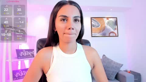 Snapshot of martina_mancinii chatting on 05.26.26 Martina online show from 05.26.26