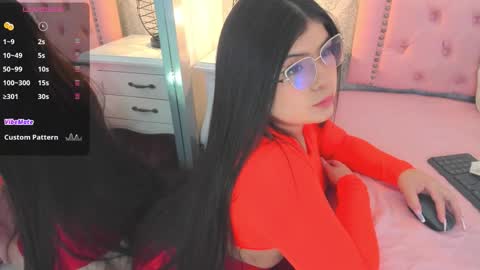 Snapshot of martina_rivera_ chatting on 11.16.25 Martina online show from 11.16.25