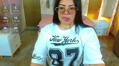Hey im martina online show from 12.01.25