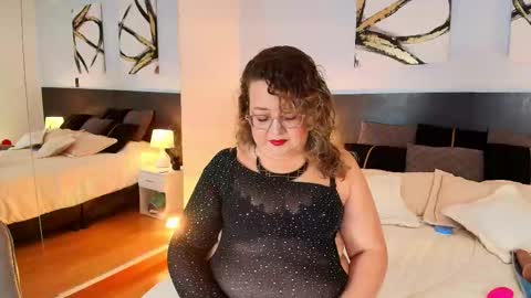 Martina Caicedo online show from 09.30.25