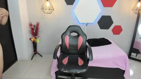 Martina online show from 01.15.25