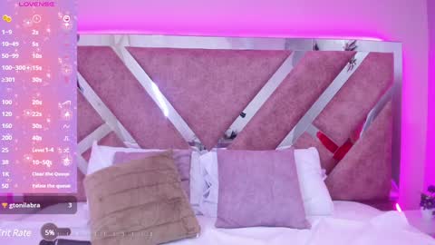 Martina Garcia online show from 01.26.25