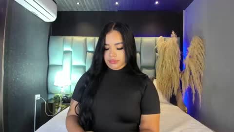 Snapshot of martinagarcia__ chatting on 06.15.26 Martina Garcia online show from 06.15.26