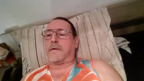 Snapshot of martinb62 chatting on 10.12.25 Hotguy61 online show from 10.12.25