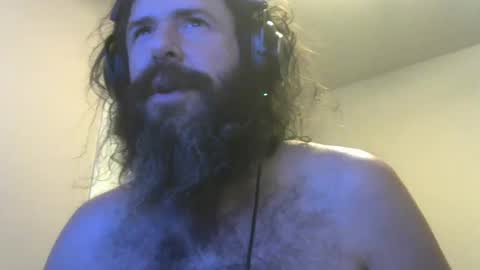 Snapshot of martlz chatting on 12.21.24 Martlz online show from 12.21.24