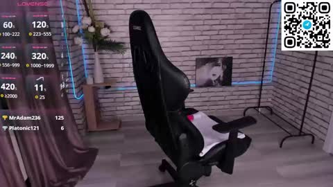 mary__bailey online show from 11.27.25