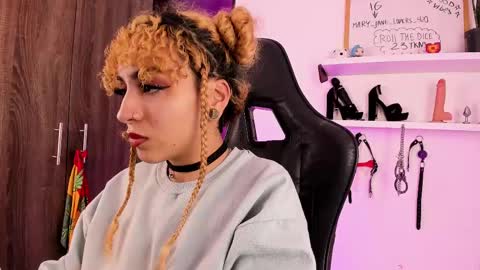 Mary Jane  online show from 02.21.25