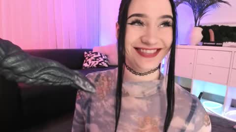 Snapshot of mary_lori chatting on 02.05.26 Mary online show from 02.05.26