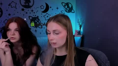 Snapshot of mary_meow_hot chatting on 04.19.26 Mary online show from 04.19.26