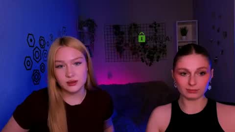 Snapshot of mary_meow_hot chatting on 05.01.26 Mary online show from 05.01.26