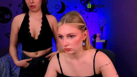 Snapshot of mary_meow_hot chatting on 05.22.26 Mary online show from 05.22.26