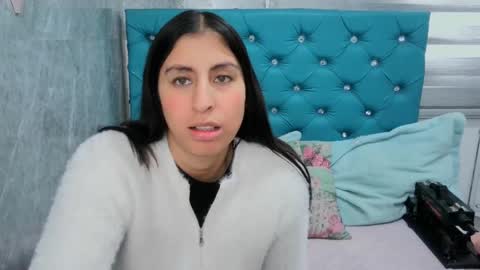 Snapshot of mary_mood_ chatting on 02.18.25 Mary Moon online show from 02.18.25