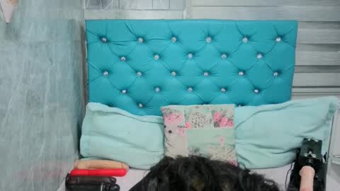 Snapshot of mary_mood_ chatting on 03.05.25 Mary Moon online show from 03.05.25