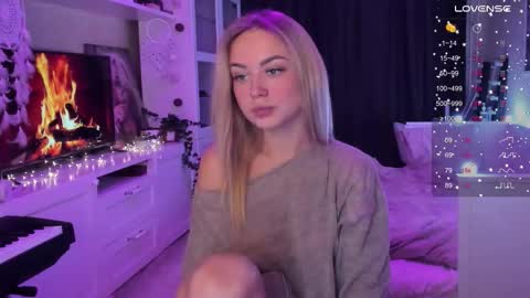 Mary online show from 11.23.25