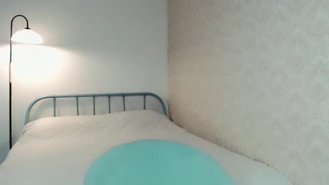 Anna online show from 02.17.26