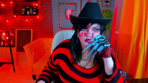 Mary online show from 10.31.25