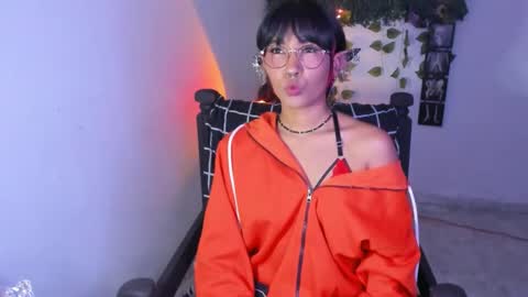 Snapshot of maryjane_785039 chatting on 10.16.25 maria online show from 10.16.25