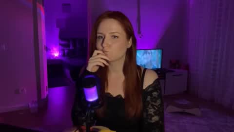Snapshot of maryleesa chatting on 05.11.26 SirenVictoria online show from 05.11.26
