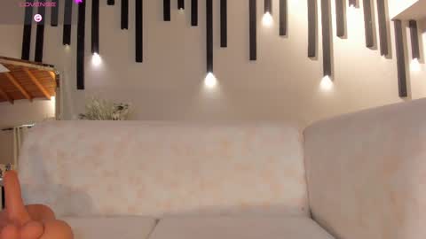  Mary  online show from 03.04.25