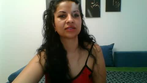 Snapshot of marylinglorry chatting on 07.29.26 marylinglorry online show from 07.29.26