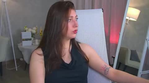 Mary Miller online show from 11.18.25