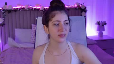 Snapshot of marymillerr chatting on 06.05.26 Mary Miller online show from 06.05.26