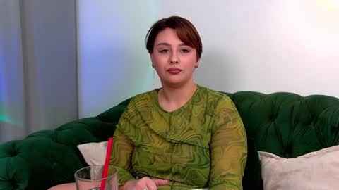Snapshot of marymurrays chatting on 12.06.24 MaryMurrays online show from 12.06.24