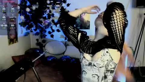 Mary x online show from 02.23.25