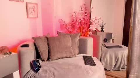 Mary online show from 03.05.26