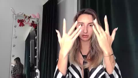 Snapshot of marywayne11 chatting on 01.13.26 marywayne11 online show from 01.13.26