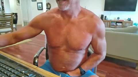 mascmuscle49 online show from 04.07.26