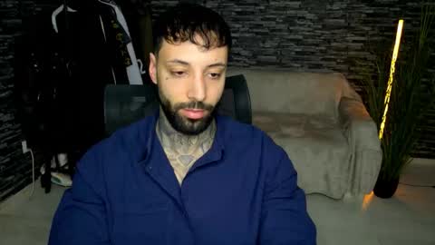 Snapshot of masculineguy69 chatting on 03.01.26 masculineguy69 online show from 03.01.26