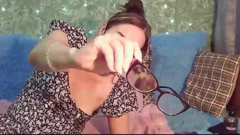 Snapshot of masha_2023 chatting on 12.25.24 masha_2023 online show from 12.25.24