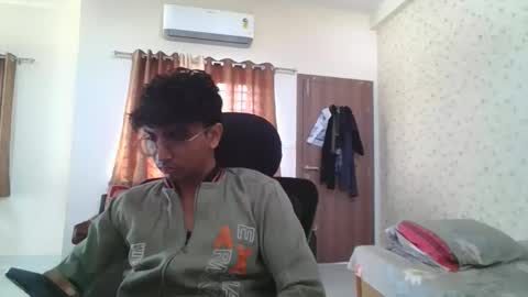 Mask Boy online show from 11.23.25