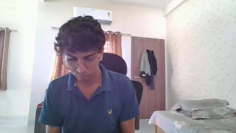 Mask Boy online show from 11.28.25