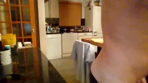 Masked Masturbation Couple online show from 12.01.25