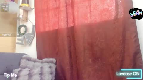 Scarlet  online show from 12.13.25