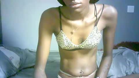 maskgang001 online show from 02.04.26