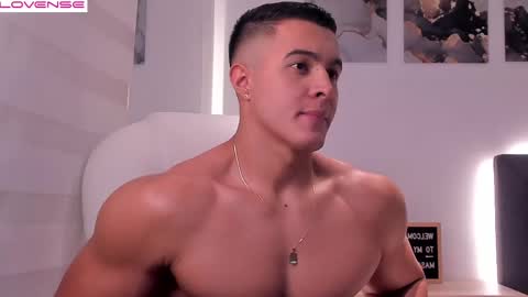 Mason Bennet online show from 03.09.25