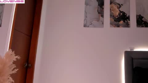 Mason Bennet online show from 12.14.25