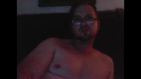 Snapshot of masonmh85 chatting on 10.26.25 Dad .....AkA Your moms man online show from 10.26.25