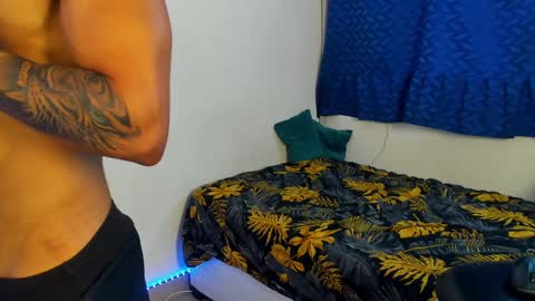 Snapshot of massatgeserotics chatting on 01.10.25 I Am Odin  online show from 01.10.25