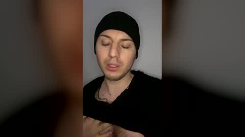 Snapshot of massimo334702 chatting on 02.26.26 massimo334702 online show from 02.26.26