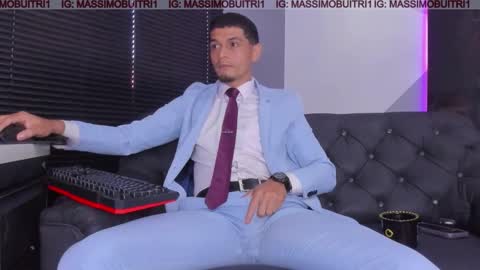 I am Massimo online show from 12.19.25