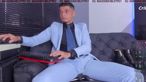 I am Massimo online show from 02.20.26