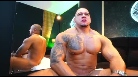 massimowalton2 online show from 10.01.25