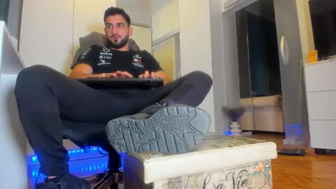 Snapshot of master9four chatting on 10.06.25 Matthew online show from 10.06.25