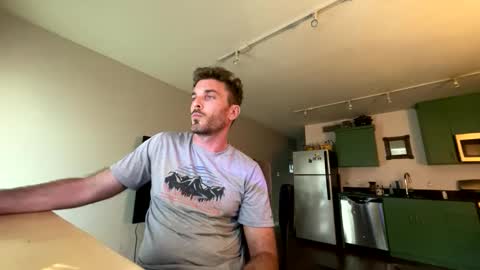 Snapshot of master_louie chatting on 11.08.25 muskyjockdick online show from 11.08.25