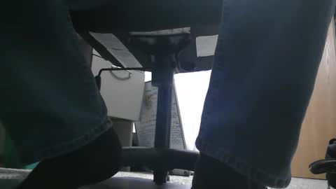 Snapshot of master_thorn chatting on 12.18.24 Master Thorn online show from 12.18.24